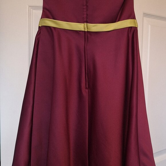 Alfred Angelo Size 6 Cocktail Bridesmaid/Formal Dress - Picture 2 of 4
